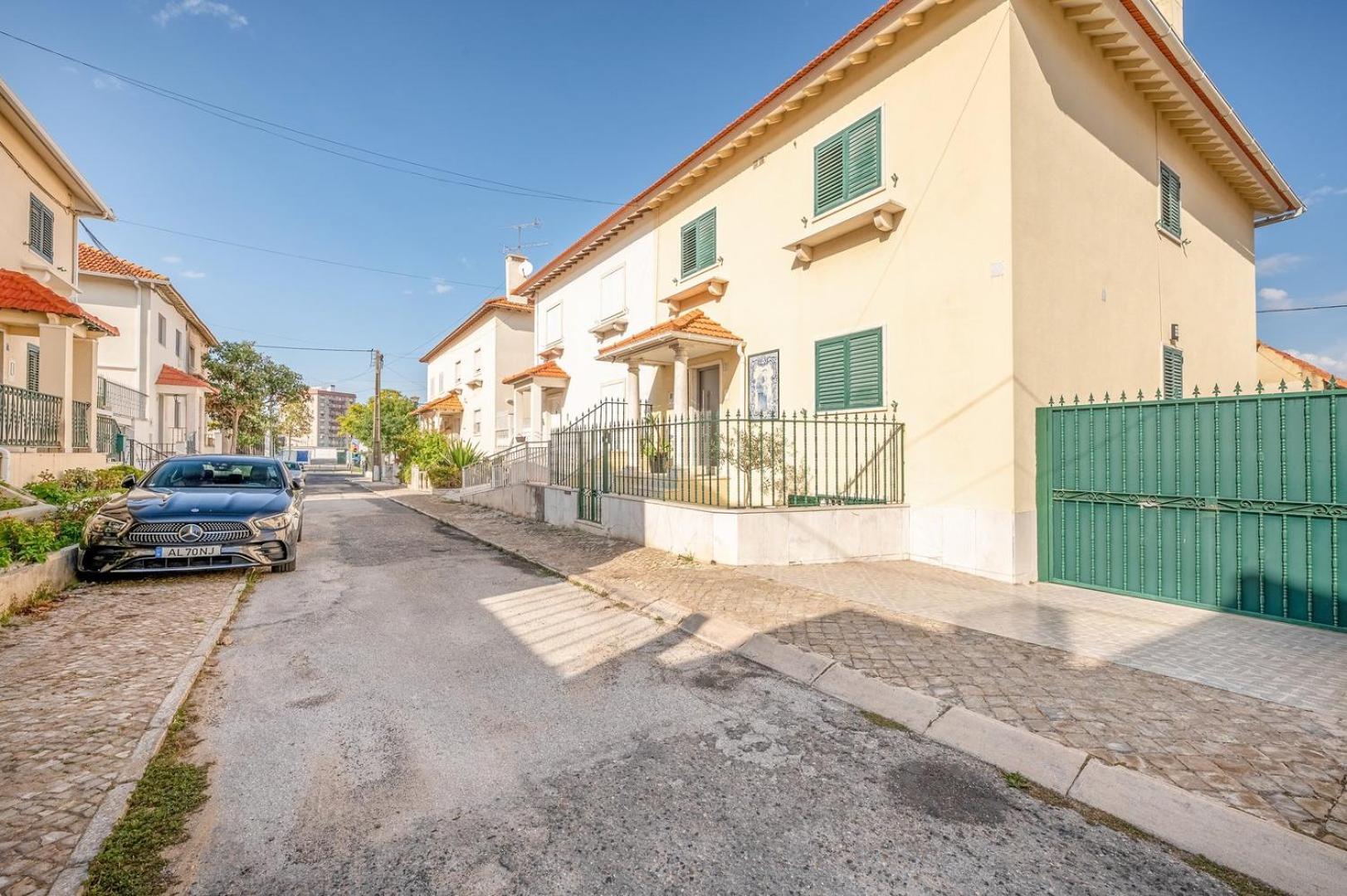 Guestready - Pleasant In Encarnacao Apartment Lisbon